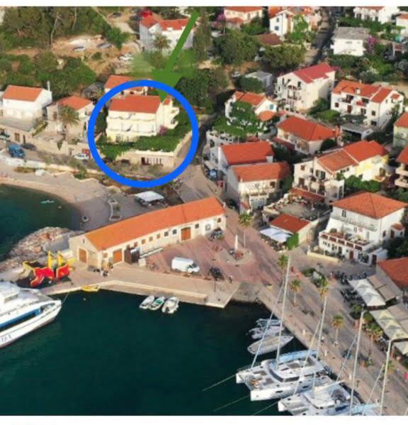 Sea View Apartment Near The Beach S2-Jelsa Center Exterior photo